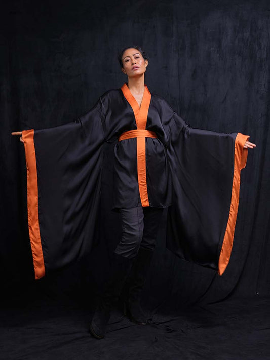Kimono Cindy in Black-Burnt Orange