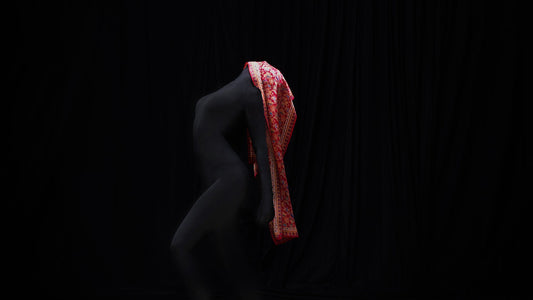 Silk Scarves Reimagined: Must-Try Styles for Singapore's Fashionistas in 2025