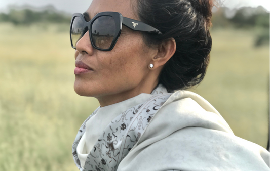 The Luxury of Layers: Why Silk Pashminas Are a Travel Essential in 2025